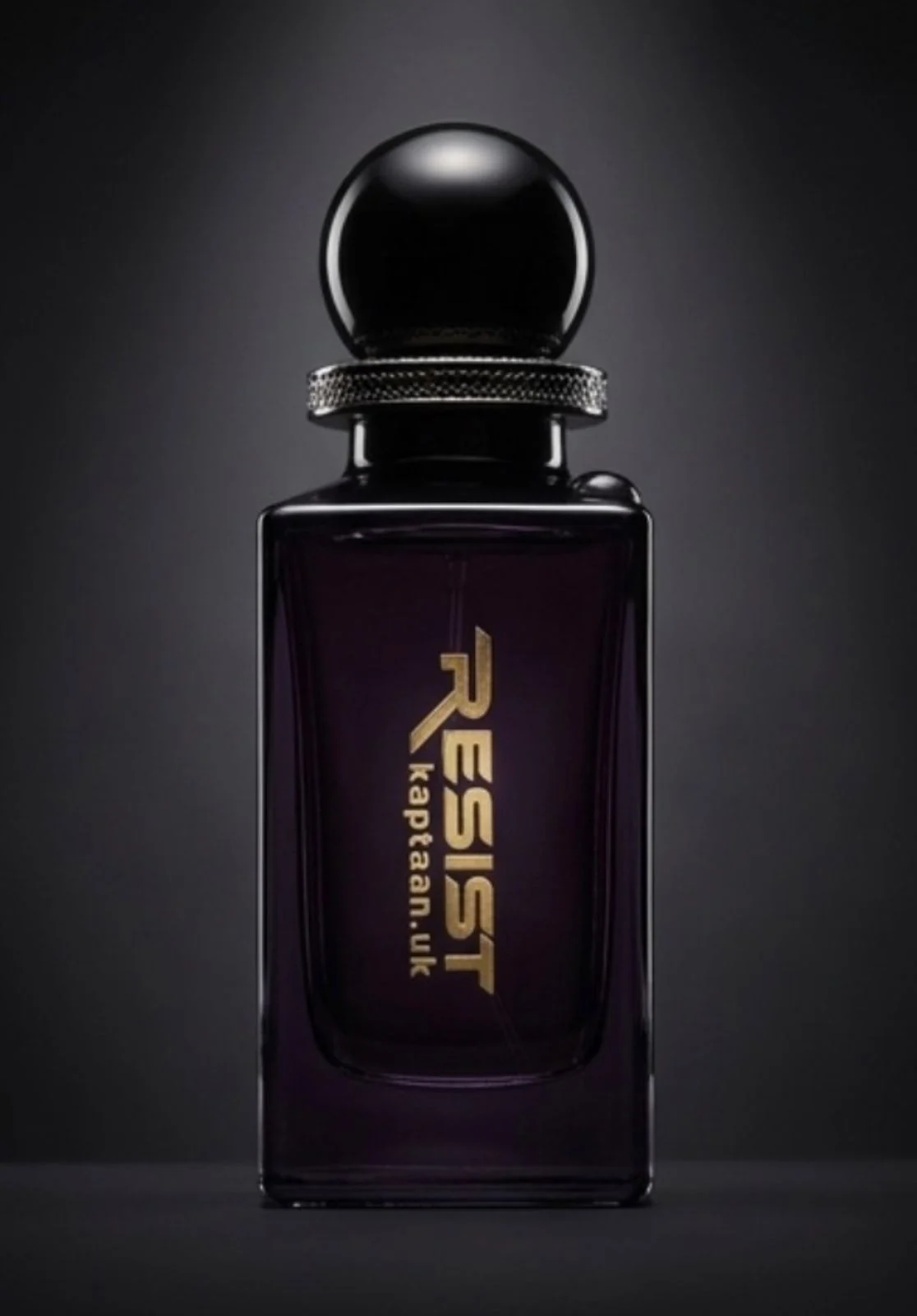 Front view of the Resist Extrait de Parfum bottle